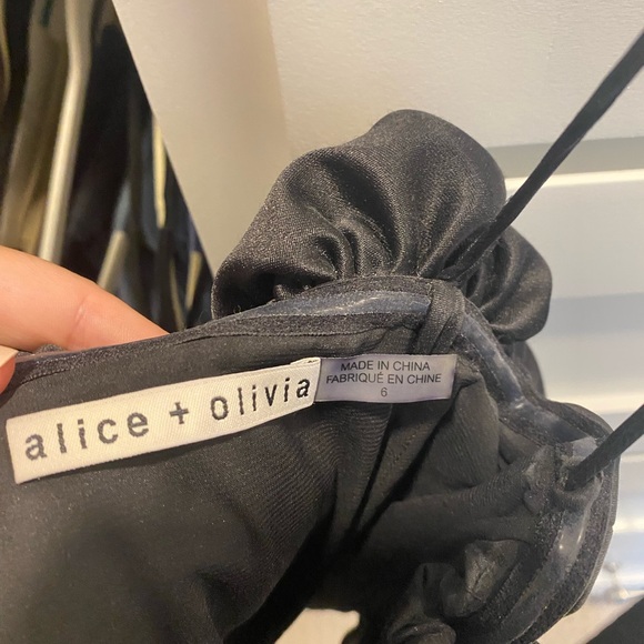 Alice + Olivia Monroe Ruffle Top - Picture 5 of 5